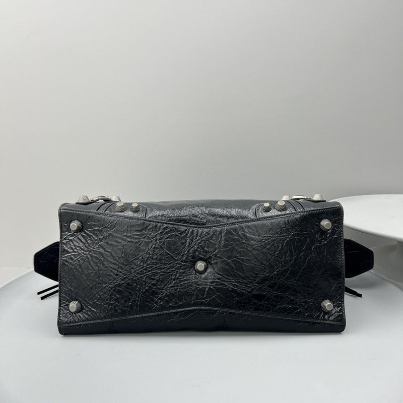Zivas Charm Refined Everyday Style Fashion Handbag (Contemporary Shape Language) – Back View