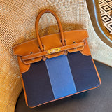 Classic shoulder bag front view 7