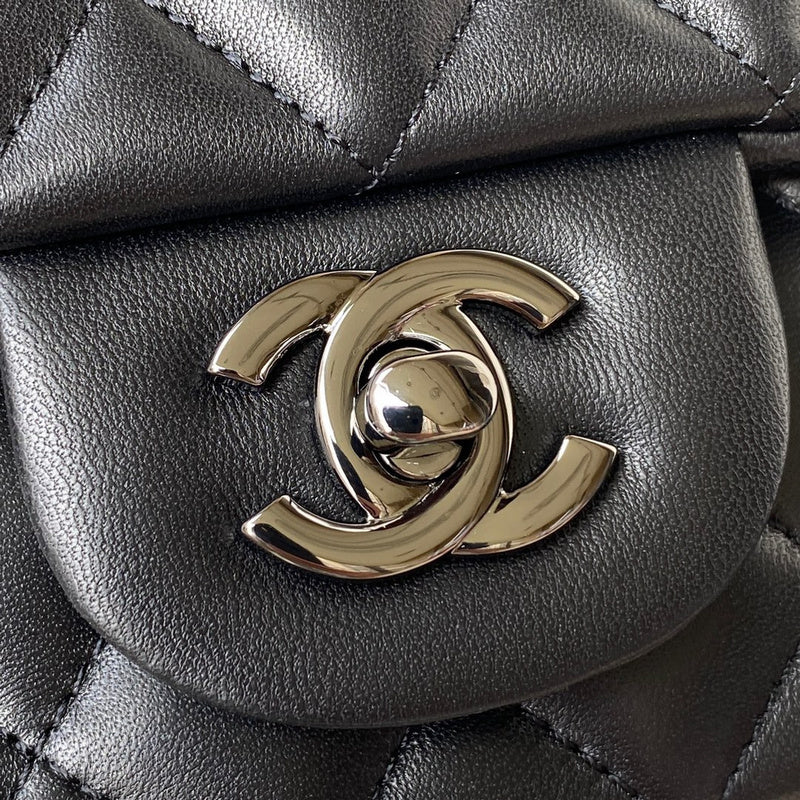  women's handbag, mid design, view 3