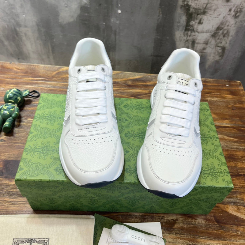 Gucci classic monochrome luxury sneakers view 9 everyday casual design