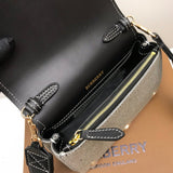 Ziva's Charm handbag – product shot (one versatile size)