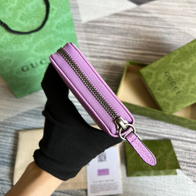 Handle and strap detail of polished elevated women's handbag – women's luxury accessory