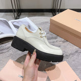 Front view of Miu Miu luxury piece style No.139