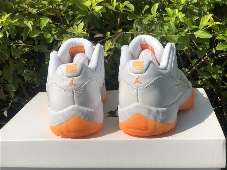 Nike Men's & Women's Luxury Low-Top Trainers — Style 153 hardware detail