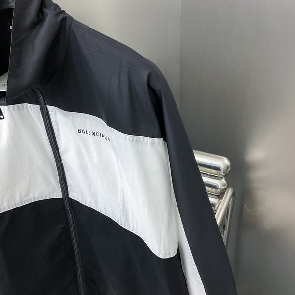 Three-quarter angle view of Balenciaga luxury piece style No.168