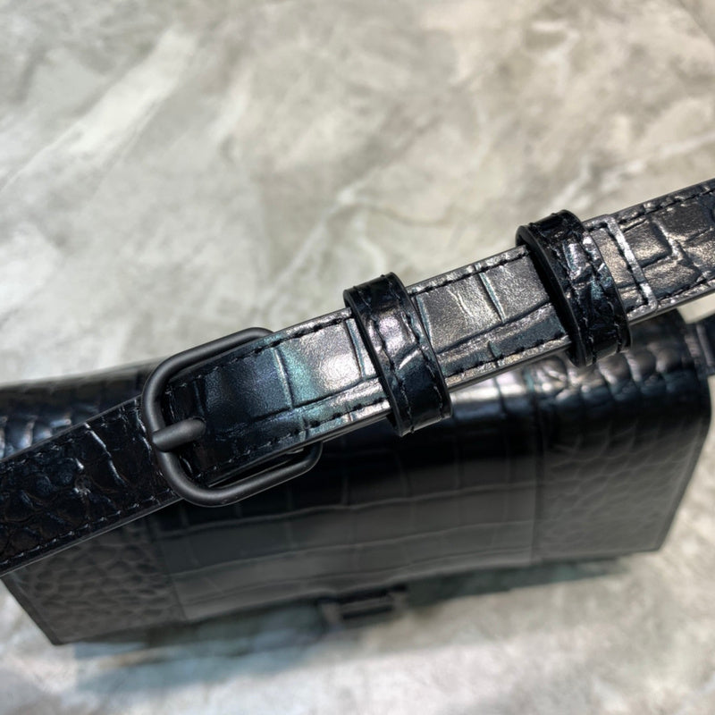 Modern Premium PU Leather Handbag - Understated Luxury Look | Women's Fashion Handbag #628 - alternate angle view (image 8) of designer-inspired handbag