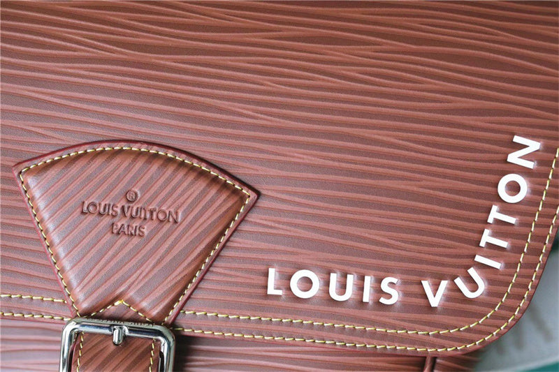  signature structured bag detail view showing craftsmanship 14