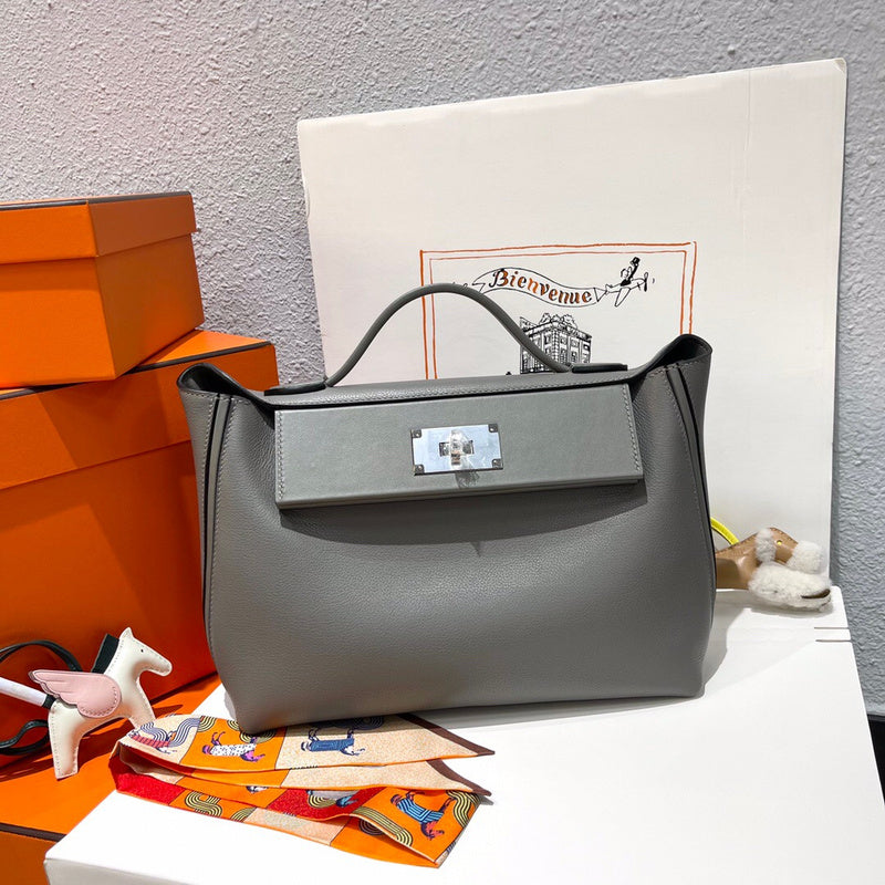 Interior view of sculpted premium bag