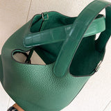  handbag interior and compartment view 9