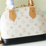  top-handle bag interior and compartment view