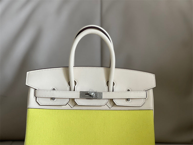  elegant shopper bag styled with outfit