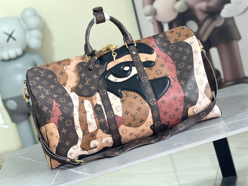  Everyday shoulder bag front view