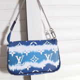 Close-up detail of chic polished women's handbag – women's luxury accessory