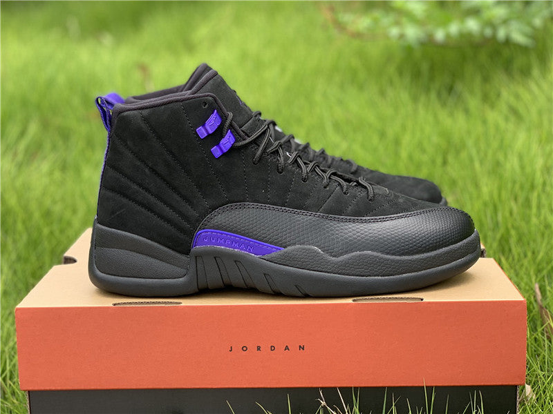 Nike Men's & Women's Premium Athletic Sneakers — Style 139 back view