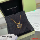 Front view of Van Cleef & Arpels unisex jewelry piece