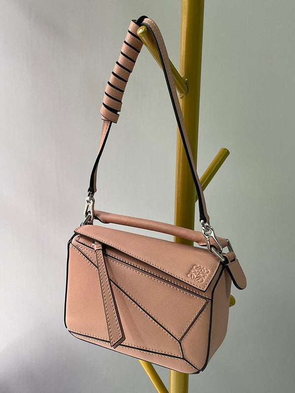 Ziva's Charm handbag – lifestyle view (12.5cm*18cm*8cm)