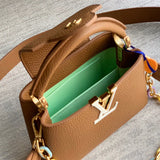  Graceful structured bag front view 25
