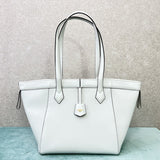 Ziva's Charm handbag – front view (15cm*18.5cm*18cm)