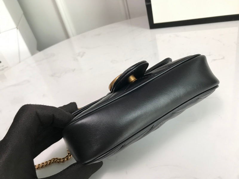 Styled lifestyle shot of everyday-luxe polished women's handbag – women's premium purse