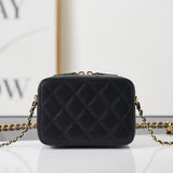  women's handbag, versatile design, view 4