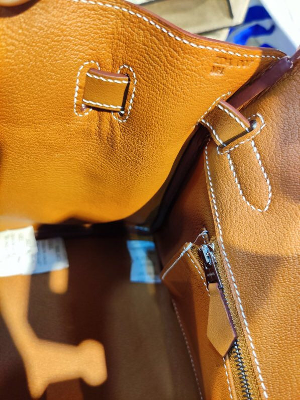 Close-up detail of balanced bag design
