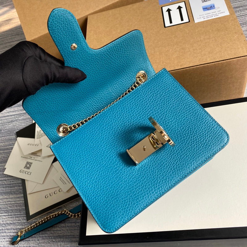 Styled lifestyle shot of structured everyday-luxe women's handbag – women's designer-style accessory