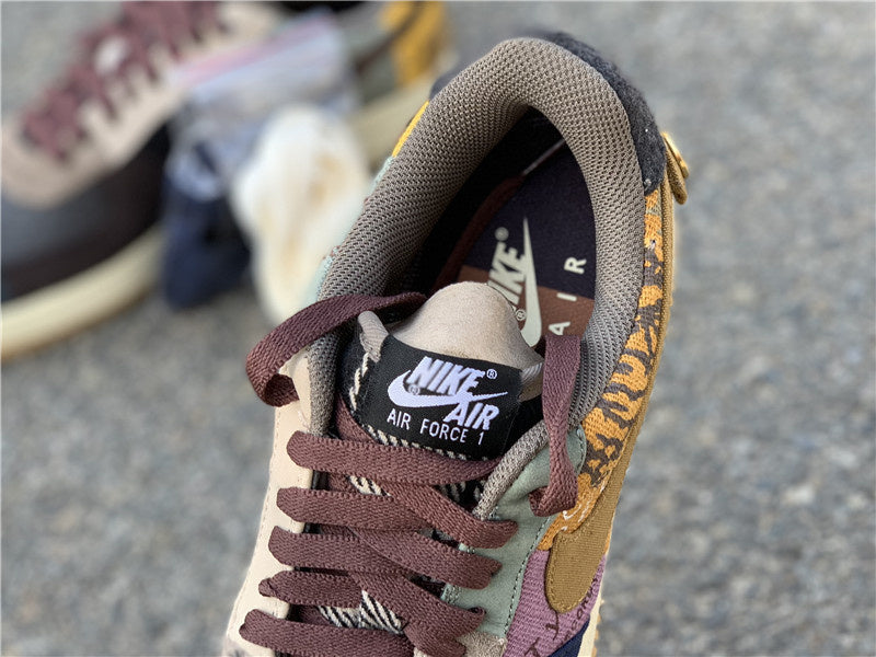 Nike Men's & Women's Luxury Fashion Trainers — Style 006 angle view