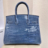  carryall bag close-up of hardware and finish 17