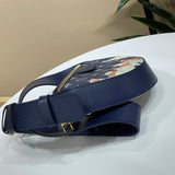  Elegant top-handle bag carried on shoulder