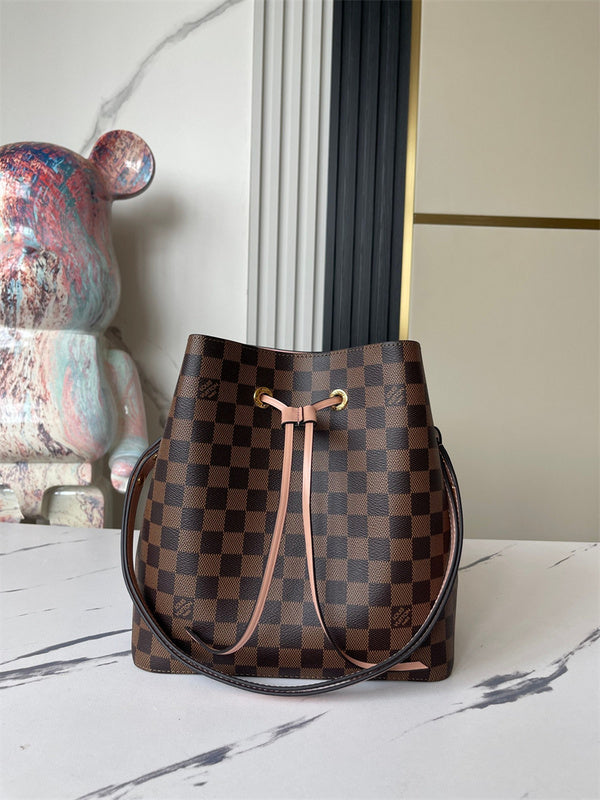  Tailored satchel carried on shoulder 28