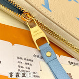  crossbody bag interior and compartment view 9