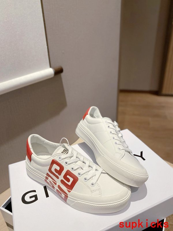 Givenchy shoes Style 006 - angled studio shot