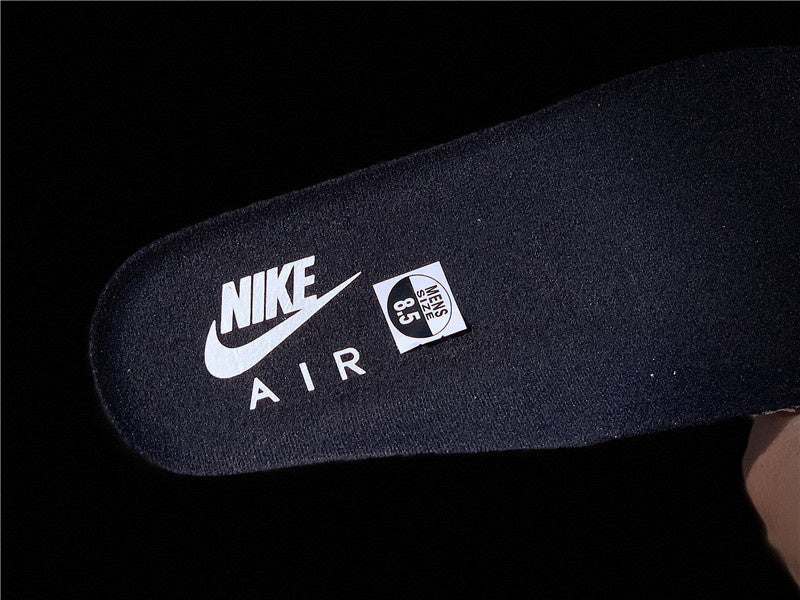 Nike Men's & Women's Iconic Street Trainers — Style 011 hardware detail