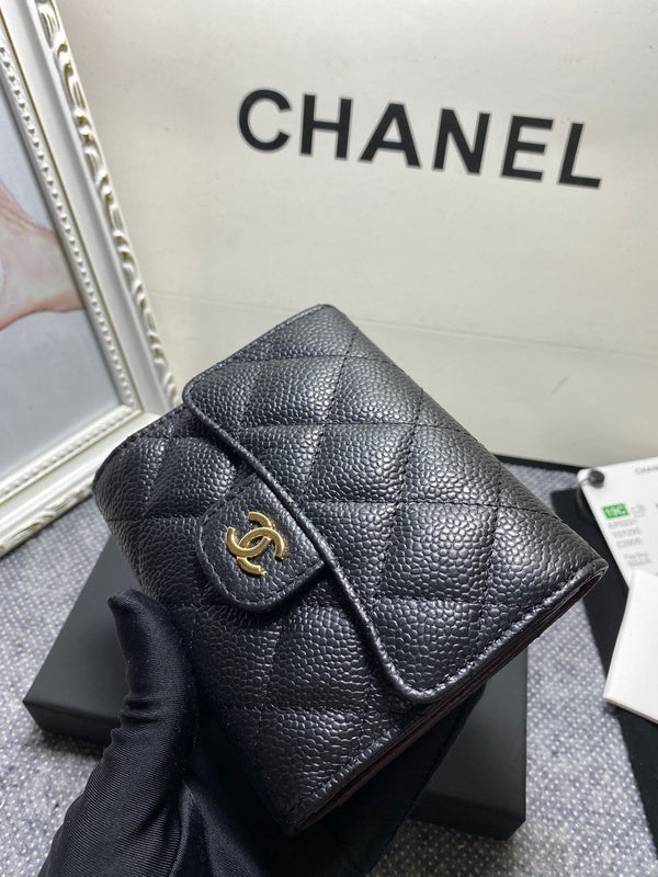  handbag, compact everyday style, image 8