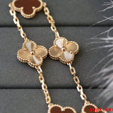 Angled view of Van Cleef & Arpels unisex jewelry piece