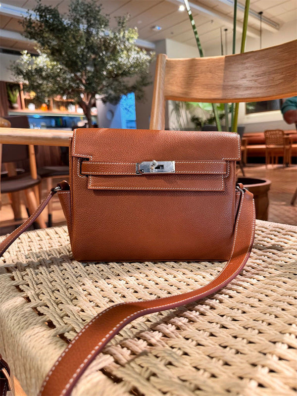 Considered bag women's premium everyday handbag
