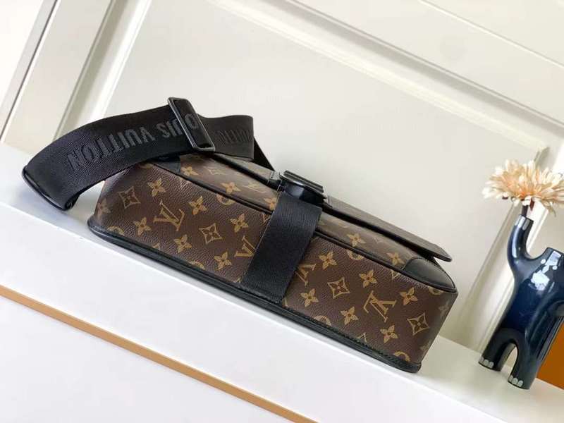 Styled lifestyle shot of structured signature women's handbag – women's everyday handbag