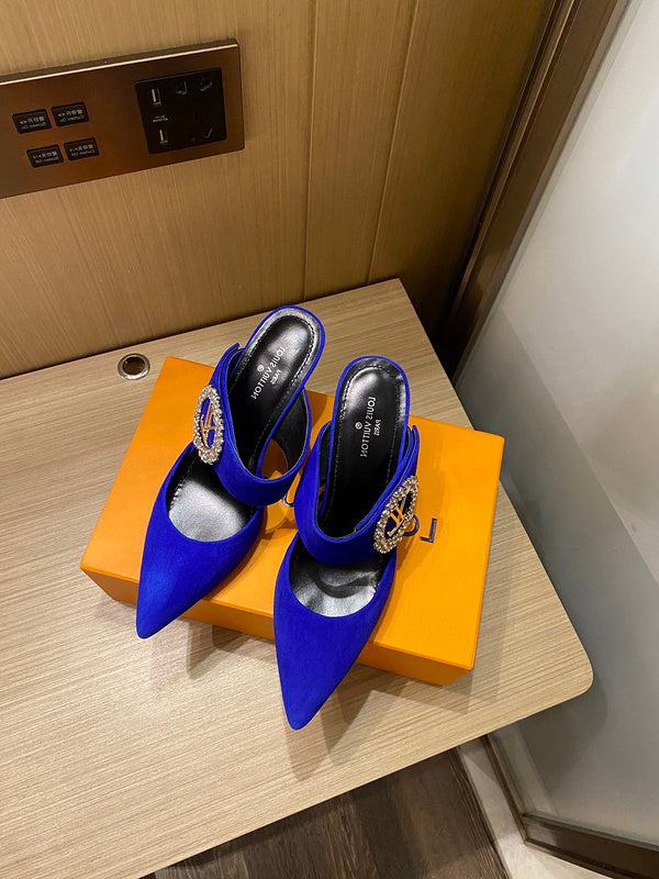 Louis Vuitton shoes Style 264 - top view showing design