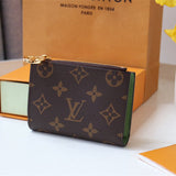  Graceful shoulder bag front view 19