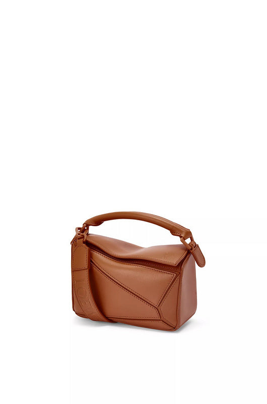 Ziva's Charm handbag – lifestyle view (17cm*12cm*7cm)