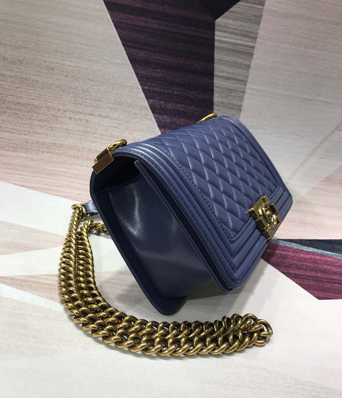  mid purse view 6