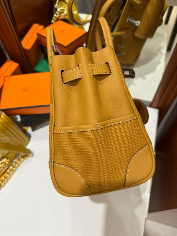 Close-up detail of balanced bag design