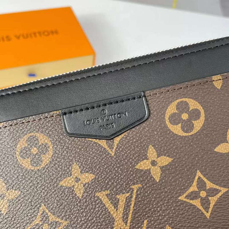 Handle and strap detail of chic premium women's handbag – women's luxury accessory