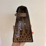  tote bag interior and compartment view 9
