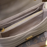 Handle and strap detail of chic sleek women's handbag – women's everyday handbag