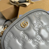 Styled lifestyle shot of everyday-luxe refined women's handbag – women's everyday handbag