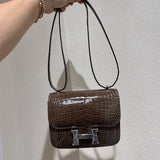  Understated structured bag front view 7