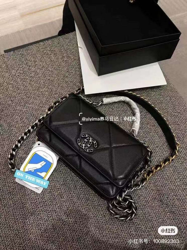  mid purse view 5
