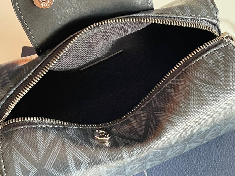 Front view of refined classic women's handbag – women's designer-style accessory