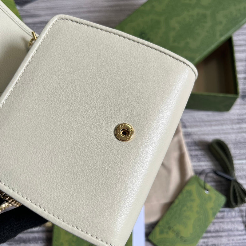 Interior view of polished elevated women's handbag – women's premium purse